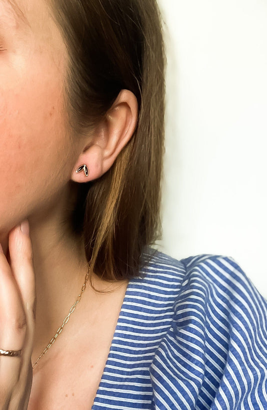 Tiny Laurel Studs in Black