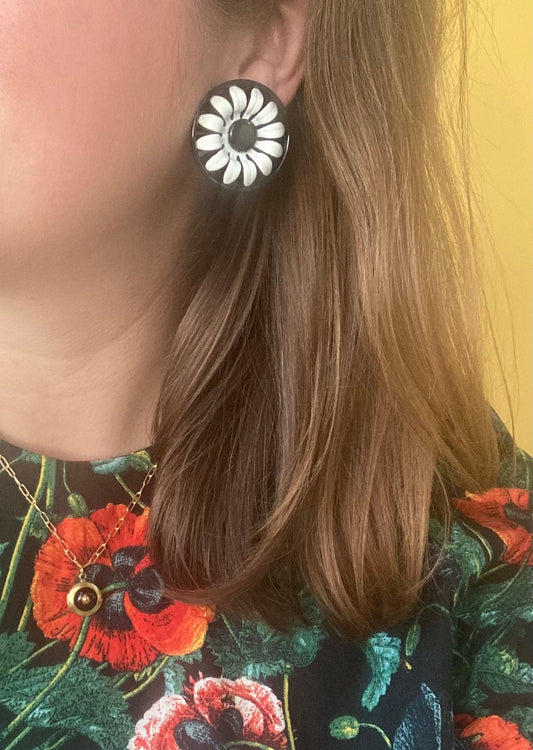 Vintage Black and White Enameled Flower Studs