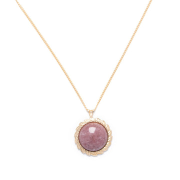 Laurel Pendant Necklace in Strawberry Quartz