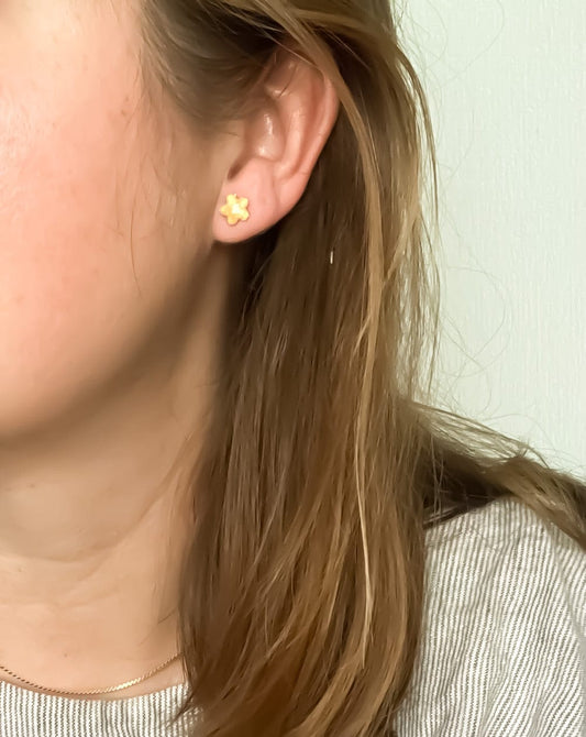 Vintage Enamel Gold Flower Studs