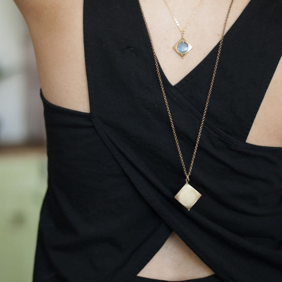 Vega Necklace / Striped Shell - Michelle Starbuck Designs